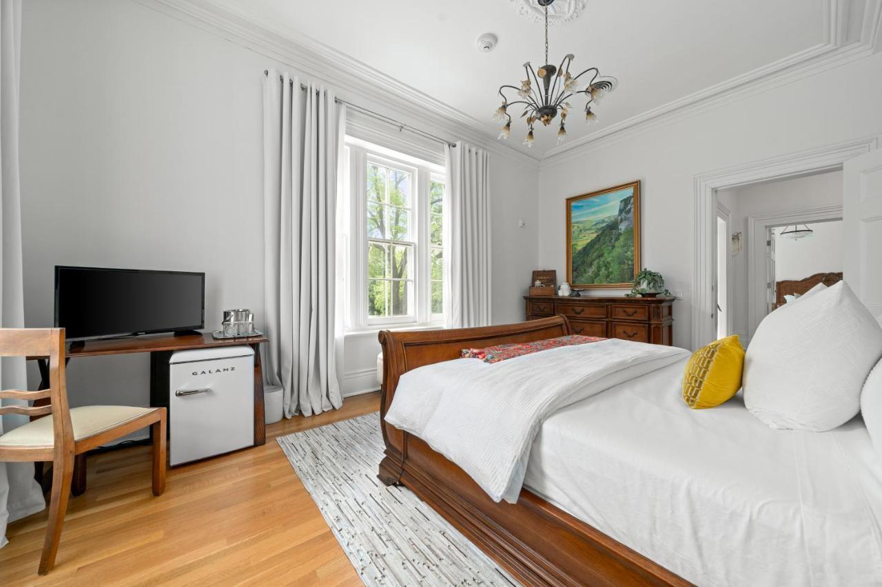 The Cape Hotel Picton Bagian luar foto