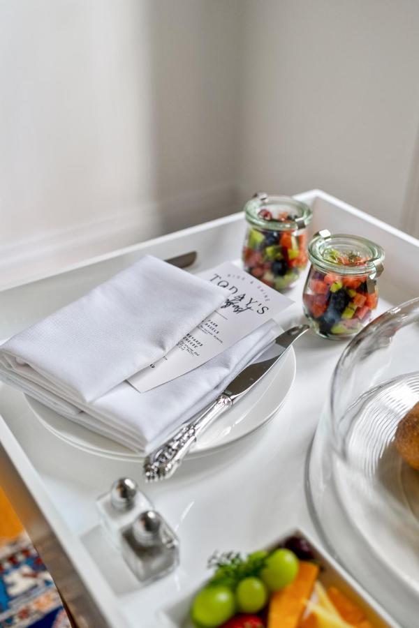 The Cape Hotel Picton Bagian luar foto